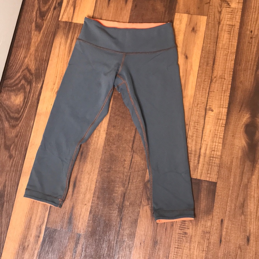 Lulu Lemon Leggings Gray and Orange